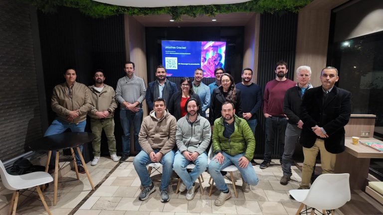 Asistentes taller IA y modelo de negocios UAI