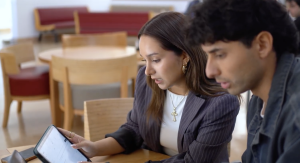 Rafaela Casas y Bastián Jeldres Gasmy UAI